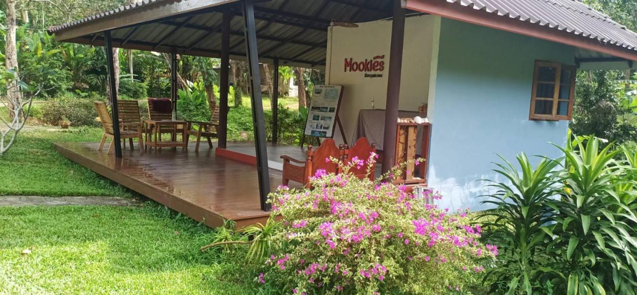 Mookies Bungalows Ko Mook Buitenkant foto