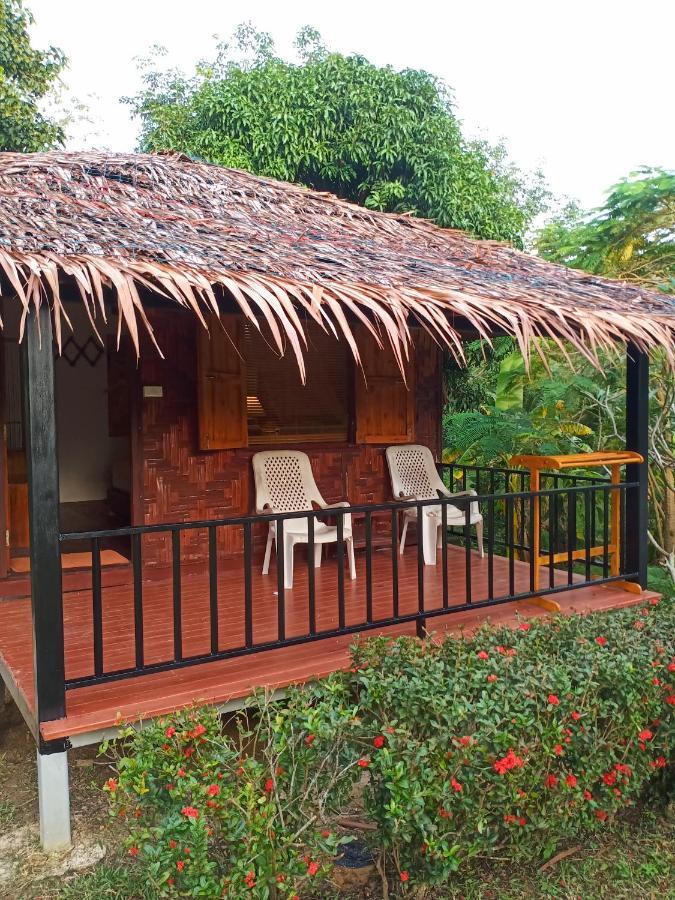 Mookies Bungalows Ko Mook Buitenkant foto