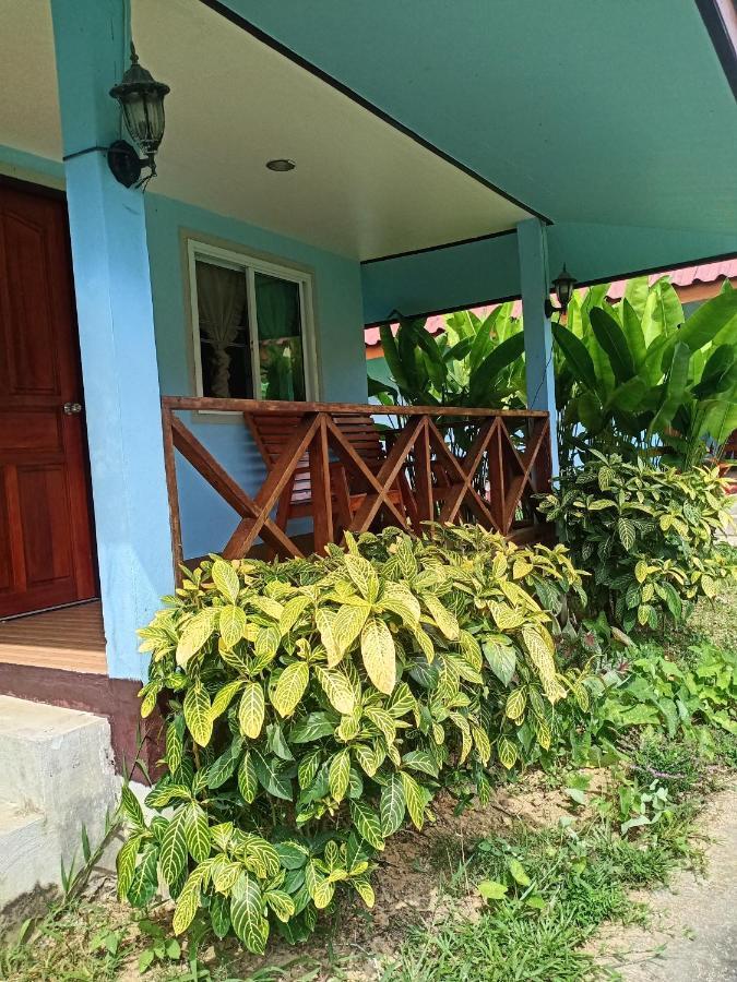 Mookies Bungalows Ko Mook Buitenkant foto