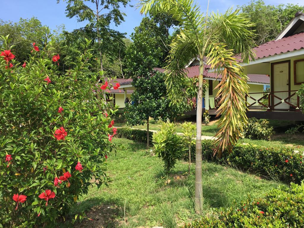 Mookies Bungalows Ko Mook Buitenkant foto